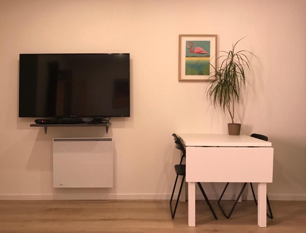 2 Pieces Hyper Centre Equipe Et Confortable Toulon Buitenkant foto